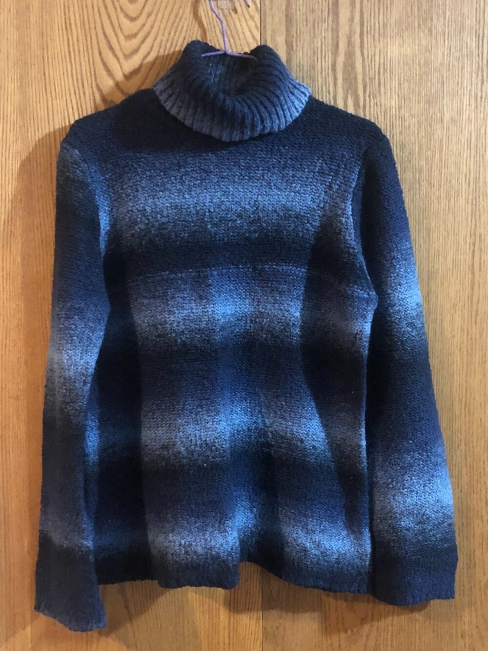Women's Large Croft & Barrow Sweater Blue Gradient Turtleneck Chunky Knit